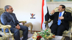 وزير الخارجية يناقش مع السفير الإيراني مجالات التعاون